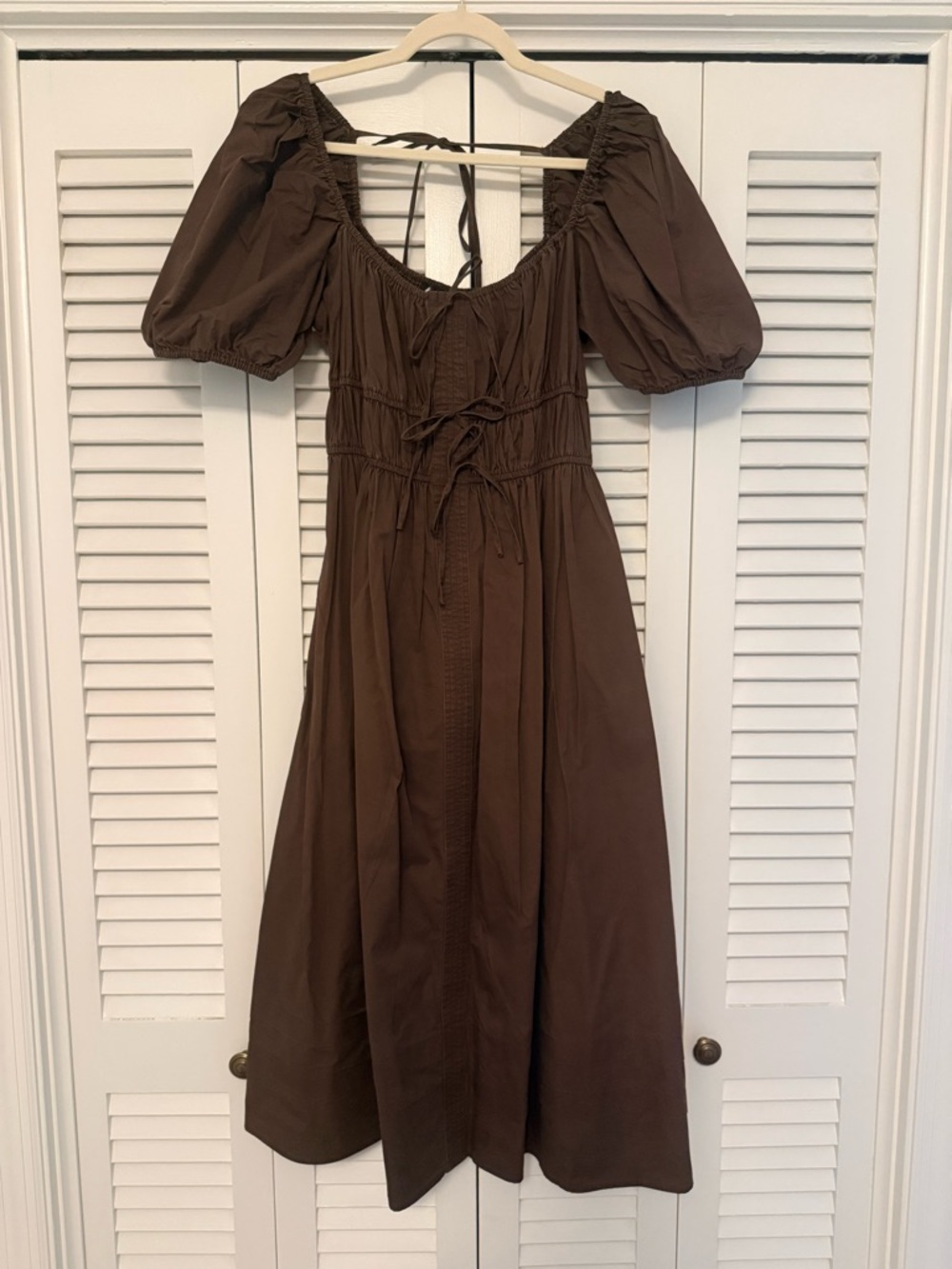 En Saison ‘Sveta’ Brown Tie-detail Puff Sleeve Dress